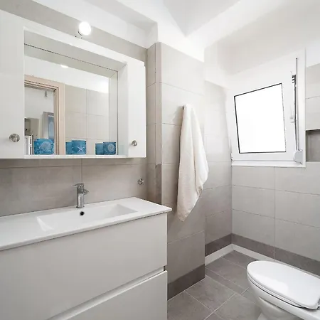 Artemis Seaside House, With Sea View Apartman
